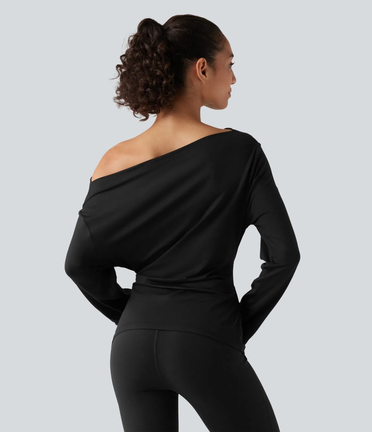 Noventra Vayla™ Off-Shoulder Active Top